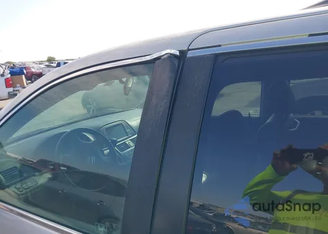 2006 Honda Odyssey Ex-L from USA, damaged, VIN 5FNRL38706B085868